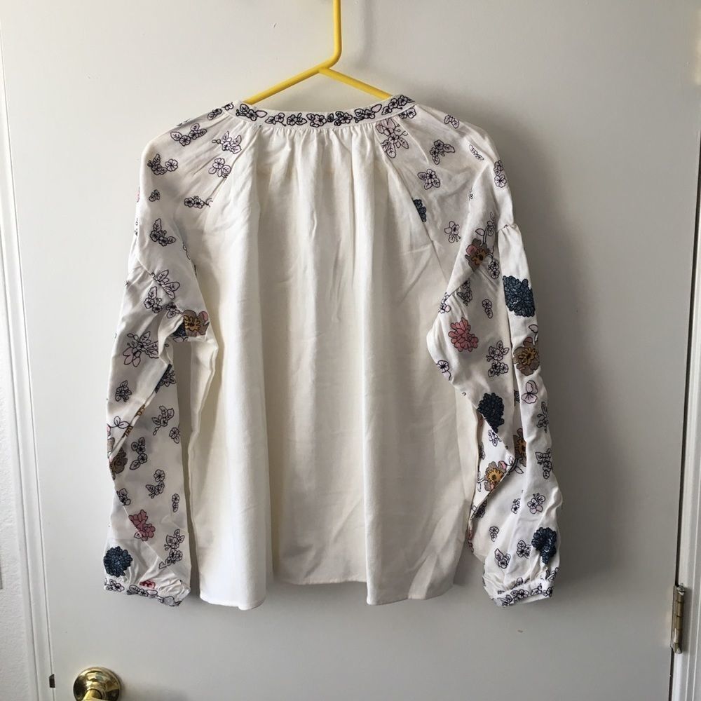 Free Generation Blouse NWT size M - Picture 4 of 6